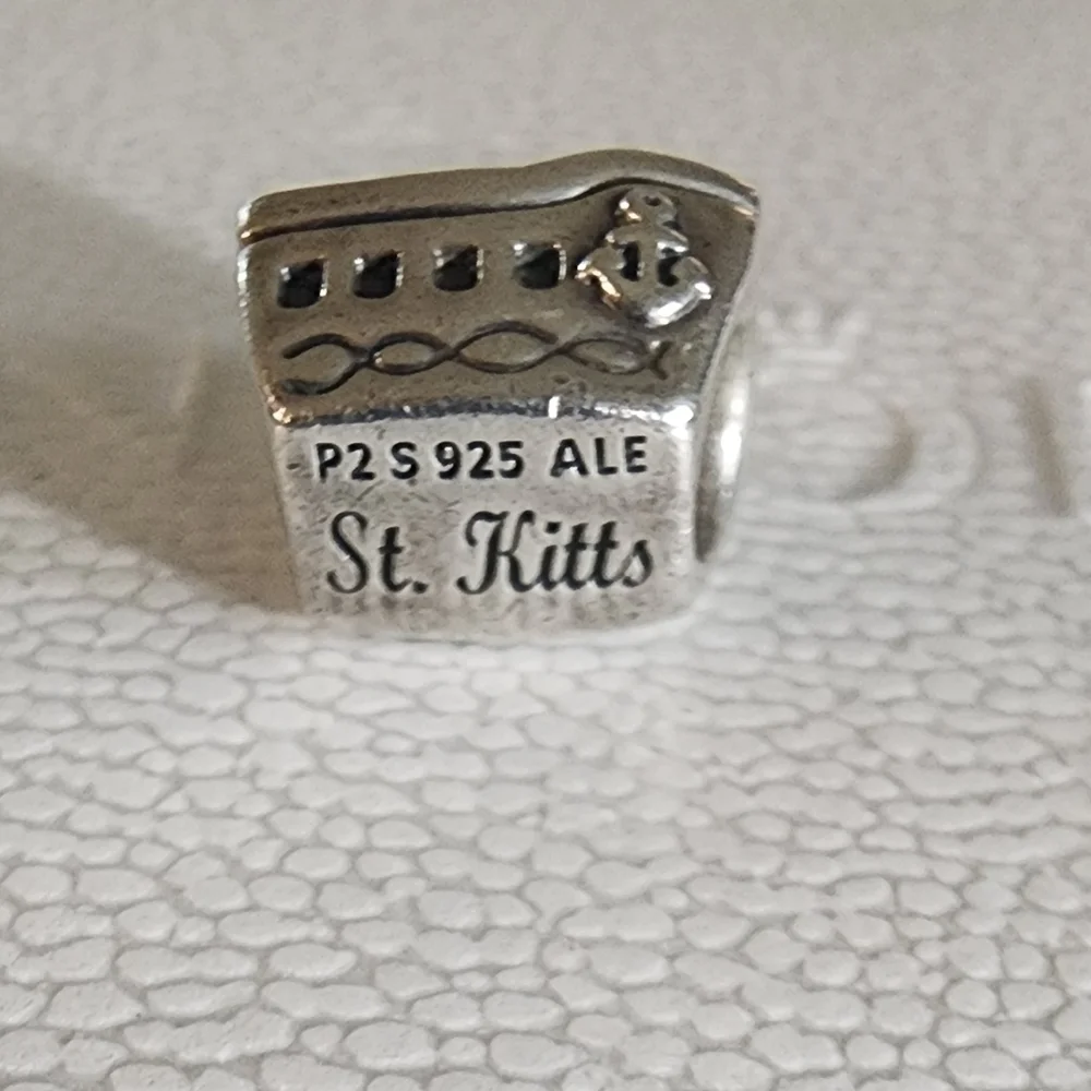Pandora St. Kitts Cruise ship rare charm